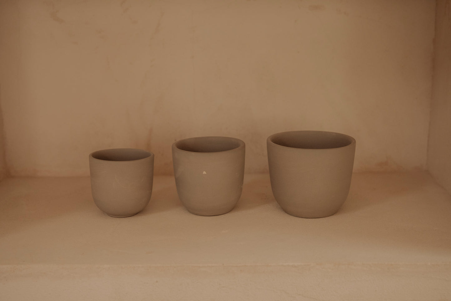 Vaso Wabi Sabi - A Beleza da Imperfeição com Argila Reciclada - CINZA