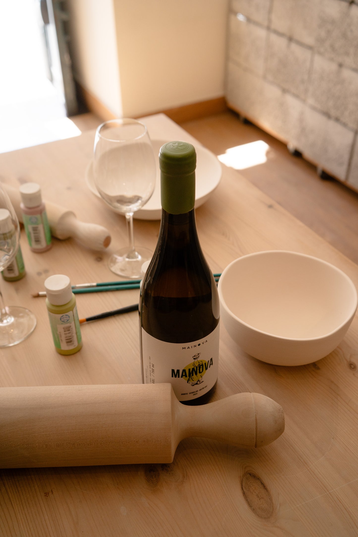 Wine and Painting Pottery - 06 de SETEMBRO - 18h - 20h